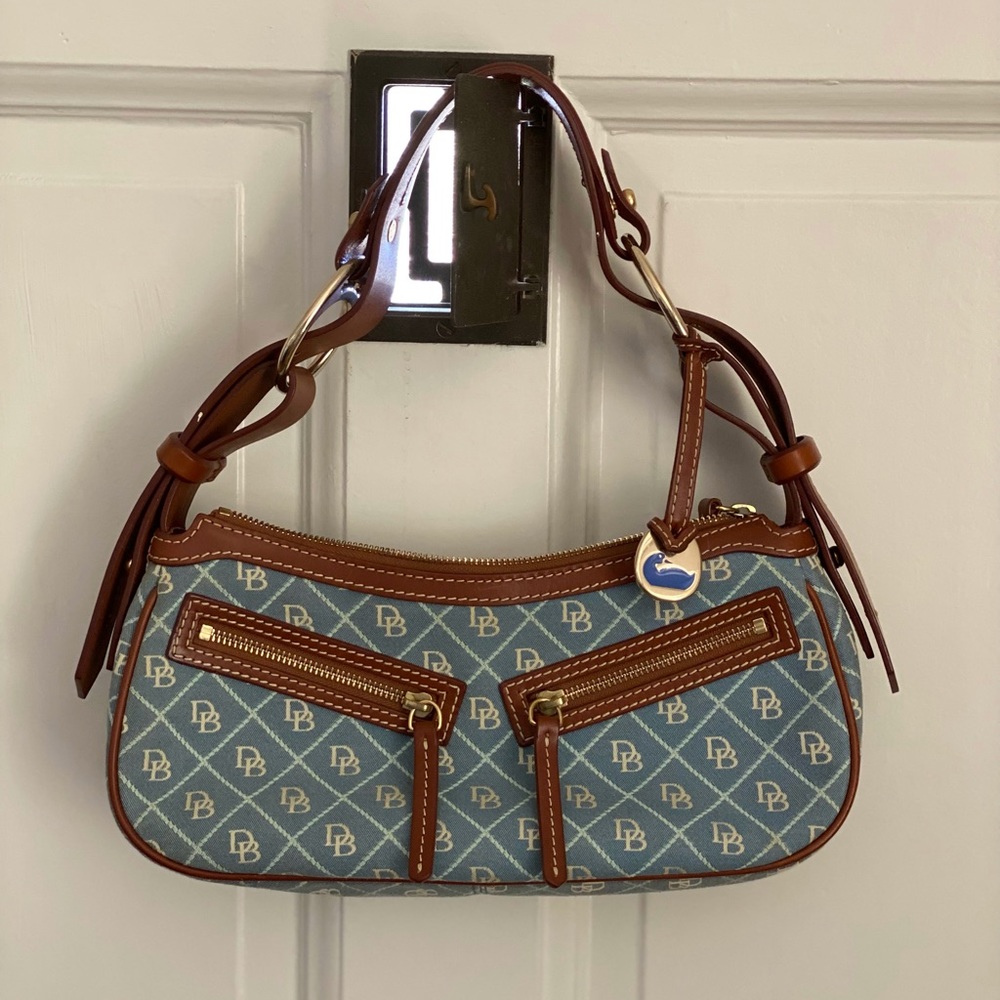 Dooney & Bourke
